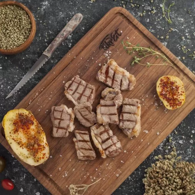 Kuzu sırtı – Kebaplar | Kebapçı Fikret Türkmenbaşı, Adana